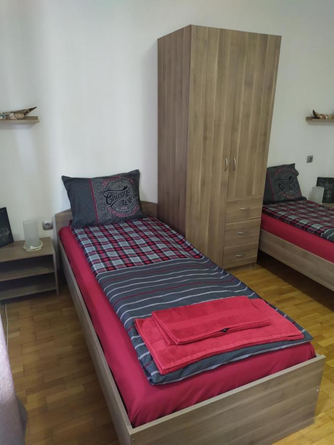 Bogoslovovi Apartment Varna